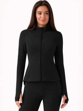 Halara SoftlyZero Stand Collar Thumb Hole Pleated Zip Jacket NWT